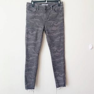 Sam Edelman Jeans Gray Camo Kitten Mid Rise Skinny Ankle Raw Hem Denim 28/6
